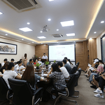 来自大健康产业品牌销售精英到我司实地学习参观考察